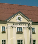 Hauptplatz und Bombenattentat 1979